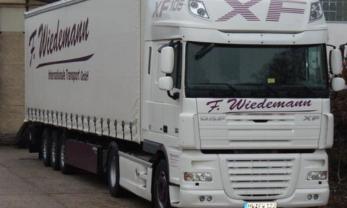 Wiedemann LKW mit Anhänger